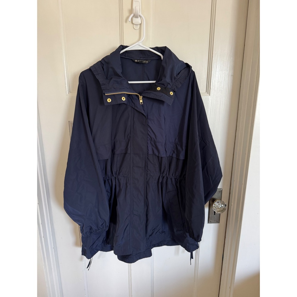 Athleta Rainfall Swing Parka in navy blue size small/medium